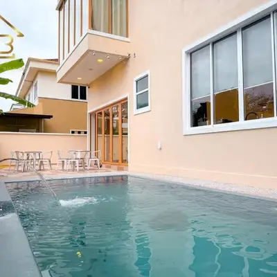Aesthetic Muji Pool Villa in Ipoh 5BR 24Pax Karaoke Snooker Air hockey