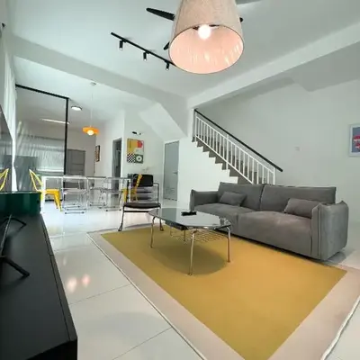 Lake Grove 17 near Tambun 4BR - 8 PAX