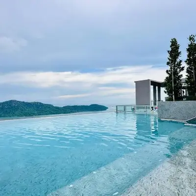 Sea Bridge View Sky Pool Cozy 3BR Retreat airport 9pax
