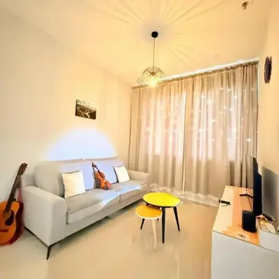 Iconic Regency Service Residences - Bee's Home