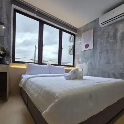 The Cozy Hotel