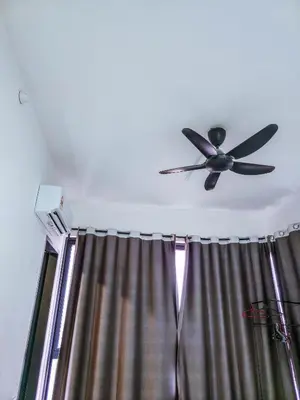 a ceiling fan sitting on top of a ceiling at Spacious Luxury Home 3BR 2BA 14pax in George Town