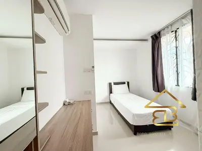a bedroom with two beds and a mirror at 7BR Huge House, 6 Bathroom, 20Pax, 10 min to IpohCity in Ipoh