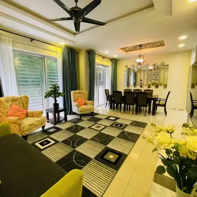 The Grand Crystal Retreat 4-Bedroom Luxury Villa