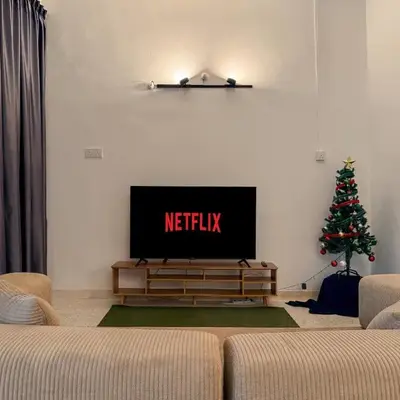 Selly Oak Family 4BR House near Lake Garden & Zoo with Free WiFi and Netflix