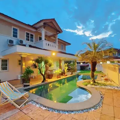 IPOH PRIVATE POOL VILLA 6BR 23pax