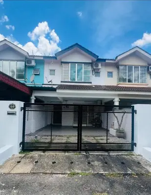 a house with a gate in front of it at D'Zebra Homestay Tambun in Kampong Batu Lapan