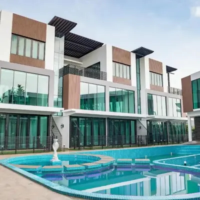 Hermitage Boutique House