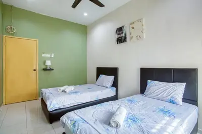 Gallery image of Gunung View Homestay 10 to 12 pax near Sunway Tambun in Ipoh