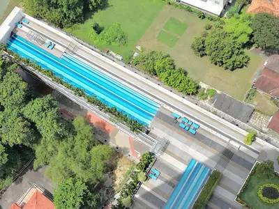 an overhead view of an intersection with a road at The Landmark Pulau Andaman Gurney Bay View in George Town