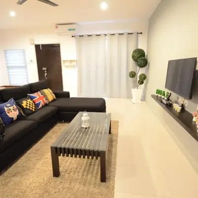 Decozy Homestay (14pax++)