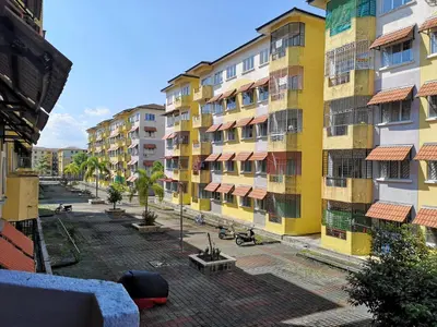 a view of a city street with tall buildings at Kelly Cozy cottage in Kampar