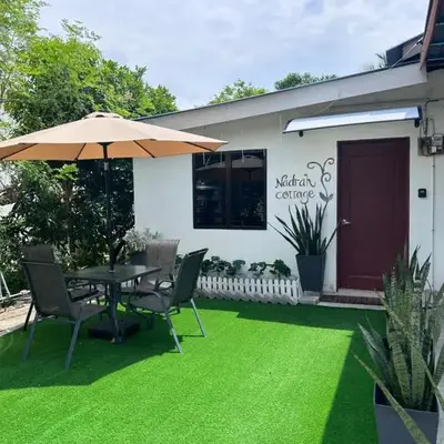 Nadrah Cottage