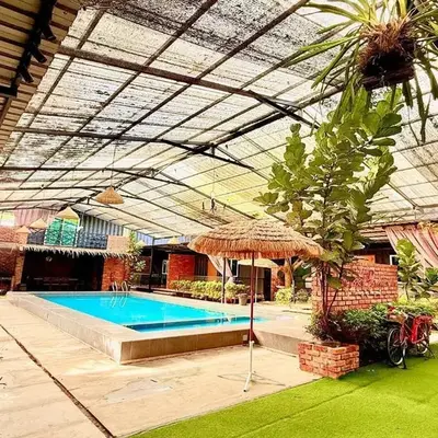 Petak Padin Cottage by The Pool