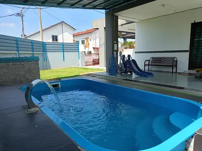 Gallery image of hayfa homestaymuslim private pool ipoh in Ipoh