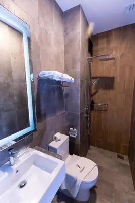 Gallery image of Brown Hotel in George Town