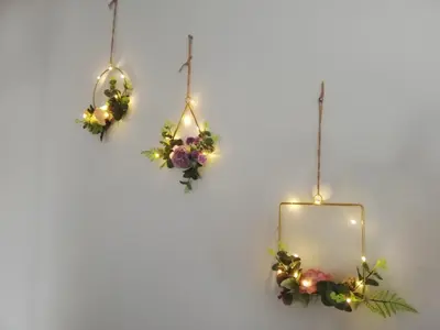 a heart shaped mirror with flowers and lights at Landmark By Katana 4BR Romantic Seaview Homestay Gurney\u65e0\u654c\u6d77\u666f\u56db\u623f\u5957\u623f in Tanjong Tokong