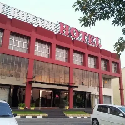 De Botani Hotel