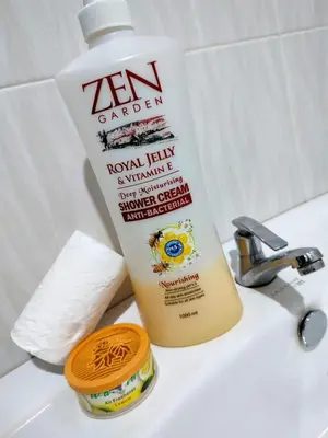 a bottle of zen garden liquid soap sitting on a sink at Rara Homestay Kuala Kangsar in Kuala Kangsar