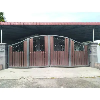 an open gate to a building with glass at RIZQI HOMESTAY Sungai Siput with Wifi! Islamic Guest Only! in Kampong Rimba Panjang