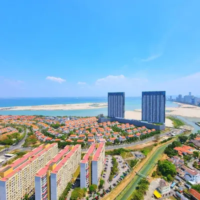 an aerial view of a resort near the beach at Pulau Andaman Gurney Bay View The Landmark by Comfy in George Town
