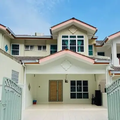 LILY VACATION HOME at CAMERON HIGHLANDS - 12 PAX