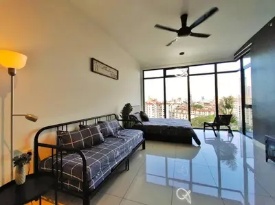 a living room with a couch and a ceiling fan at New Georgetown Stylist 2BR Homestay for 10pax \u65e0\u654c\u7f8e\u666f\u4e24\u623f\u6c11\u5bbf Beacon Executive Suite in George Town