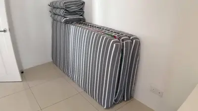 a radiator sitting against a wall in a room at HOMESTAY CAMERON HIGHLANDS GOLDEN HILL 5BR SEMI D GOLDEN HILLS NIGHT Market NO BBQ in Brinchang
