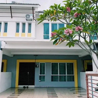 Spacious cozy Lakeville homestay 4 bedrooms all with AirCond