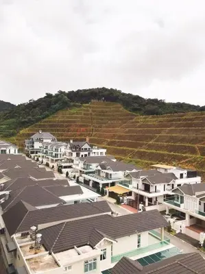 an aerial view of a village with houses and a hill at W3WarmStay@GoldenHills/3RPenthouse/WiFi/PasarMalam/2carpark in Brinchang