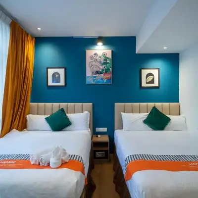 Apollo Inn