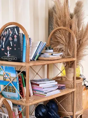 a book shelf with books and books at Stellar GoldenHill Cameron in Tanah Rata