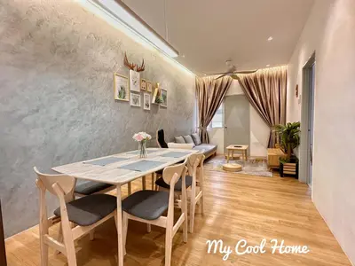 a dining room with a table and chairs at [Muji-Style Apartment] @ Cameron Jaya (3R2B) 8 pax in Tanah Rata