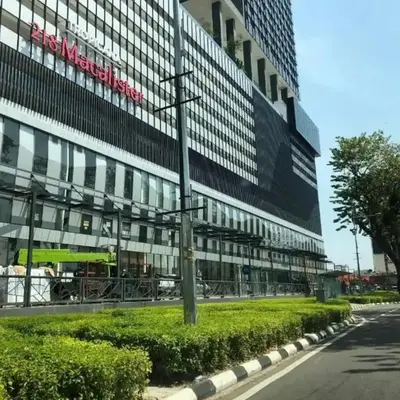 Tropicana 218 Macalister by CC
