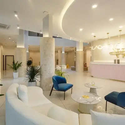 Wellesley Hotel