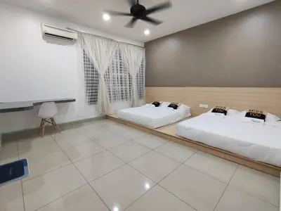Gallery image of Setia Home Sitiawan KTV 12+4 Pax in Sitiawan