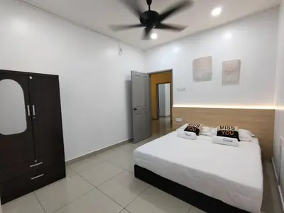 Gallery image of Setia Home Sitiawan KTV 12+4 Pax in Sitiawan