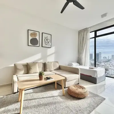 Beacon Executive Suites #Warmth #SkyPool #Georgetown #5pax #2BR 2bath #2Queen 1Single #Quality well maintained #Private host