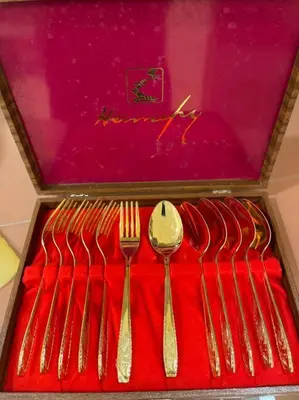 a set of forks and spoons in a box at Ipoh 42 Symphony 12pax 4Bedroom 3bathroom 3carpark in Ipoh