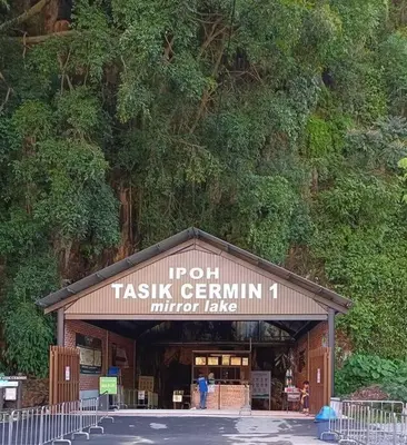 a building with a sign that reads tashidis geminiinator lake at Botani Tmn Cyber Ipoh(24 pax /tv box/mahjong) in Ipoh