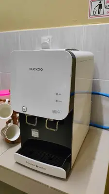 a coffee maker sitting on top of a counter at Che Det Homestay Chemor in Chemor
