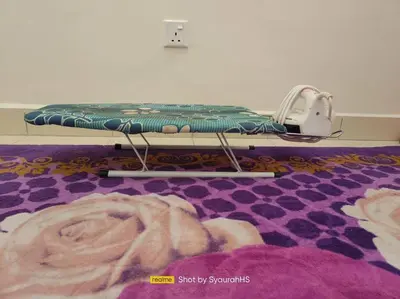 a mattress on a bed on top of a purple carpet at Syaurah Homestay Bagan Serai Dua Tingkat 4 Bilik in Bagan Serai