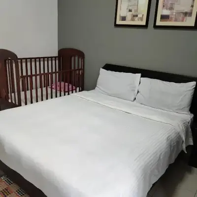Have a pleasant stay with Bayu Emas Homestay