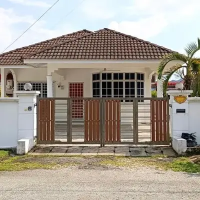 Single Storey Bungalow 12 pax